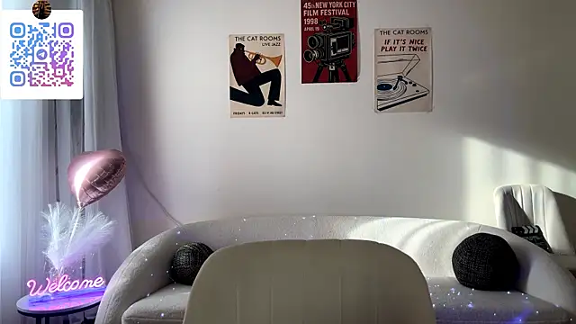 LinaMour Live XXX-chat
