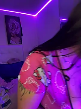 kylievoosx Show in webcam