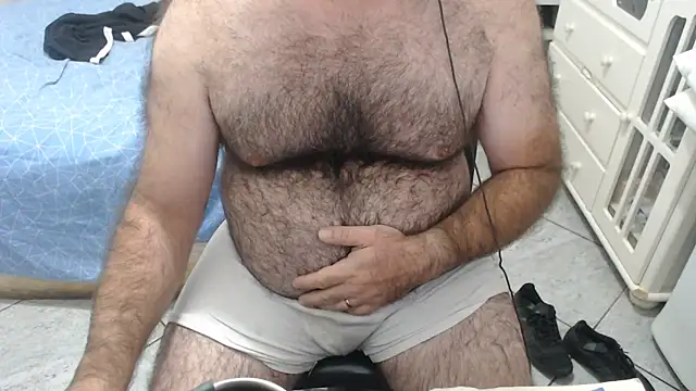 MysterBearMG's Live XXX Chat