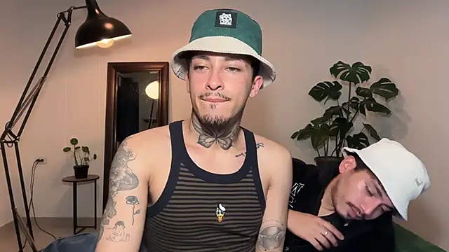 Noah_and_Steven Live XXX-chat