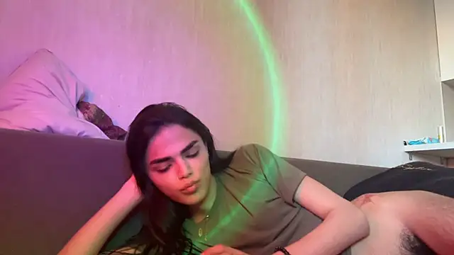 Chat +18 de MarlyJess ao vivo