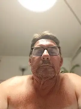 Živý XXX chat phil_truck_exhib