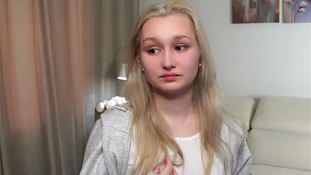 DallasHovden élő XXX-chatje