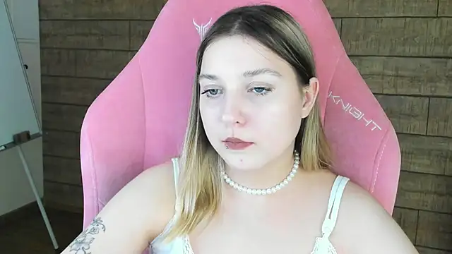 Chatroom XXX en direct de TinnaBurton