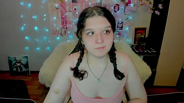 Kate_Acid Chat XXX in diretta