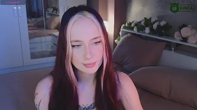 RubyMiracles Chat XXX in diretta