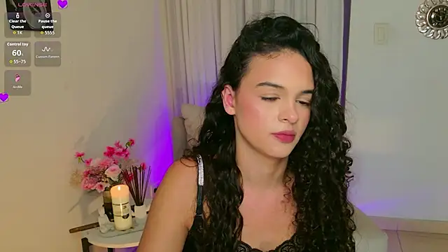 MaraVelvett's Live XXX Chat