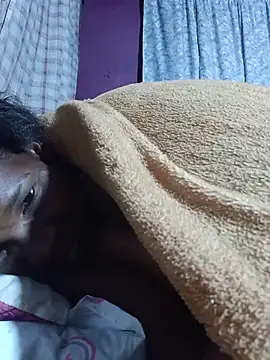 BLACKMALF Adlı Modelin Canlı XXX Sohbeti