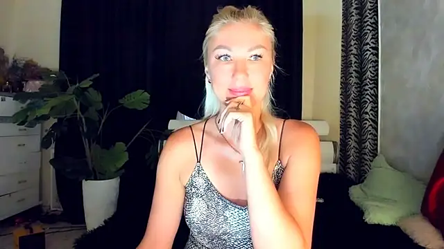 VainEnchantress' Live XXX Chat
