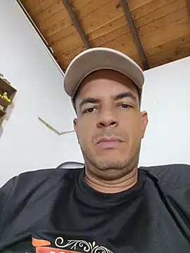 Chat XXX Live latinmartin73