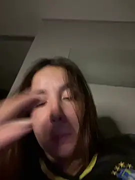 AMORINHA_S2_ Chat XXX in diretta