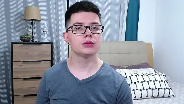 BlackFoXXX69 – Live XXX-chat