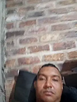 nilson2902 Live XXX-Chat