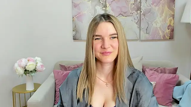 RoxyReignn Live XXX Chat