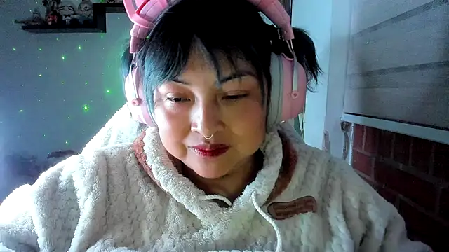 Shaddycute_n Live XXX chat