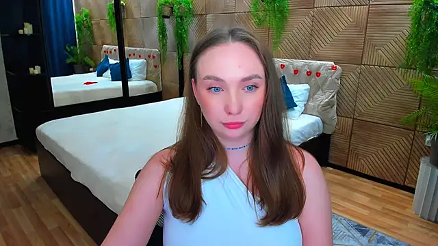 TrueReincarnation live XXX chat