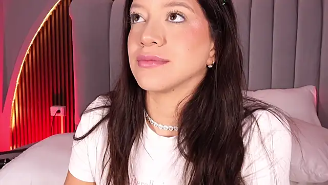 Chat XXX en directo de emperatriz_reyes