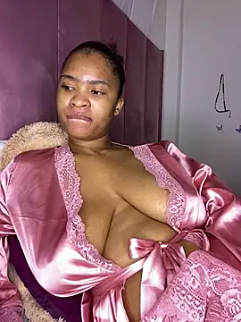 __Fifi Chat XXX in diretta