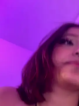 Chatroom XXX en direct de LilithMonette