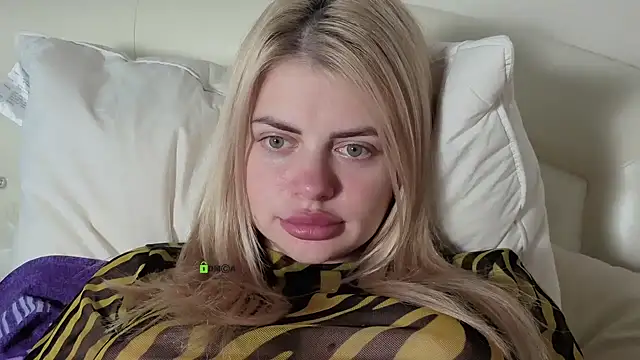Онлайн чат XXX ShamlesssAdell