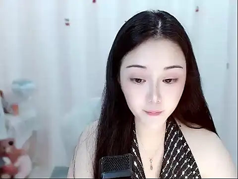 Amy-cnbabyのライブXXXチャット