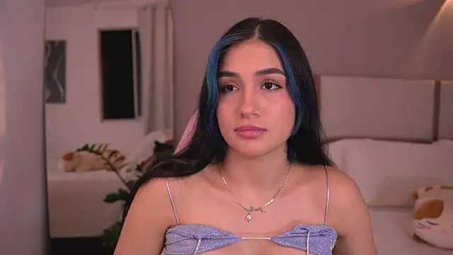 AnnyHizzle's Live XXX Chat