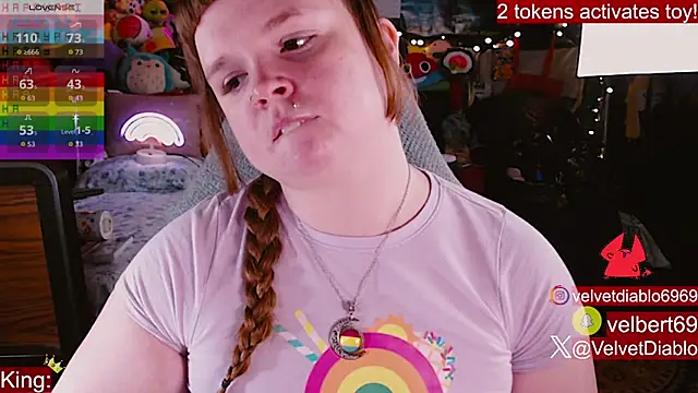 Chat +18 de VelvetDiablo ao vivo