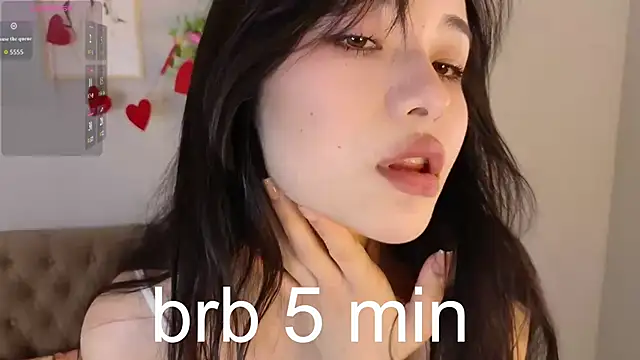 Noiry_VuvezのライブXXXチャット