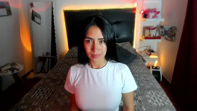 angela_black_hair live XXX chat
