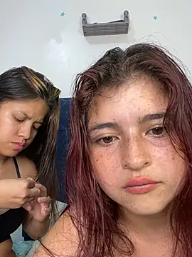 XXX chat uživo modela Xuxi_XXX