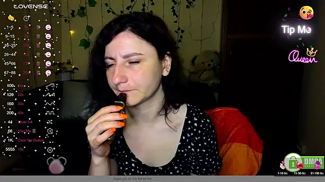 Chatroom XXX en direct de Muse_kitty_jenia