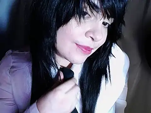 DarkRoseUwU's Live XXX Chat