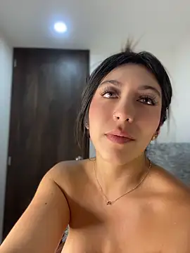Chat XXX en directo de MiaJones21