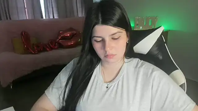 KisaModel Live XXX Chat