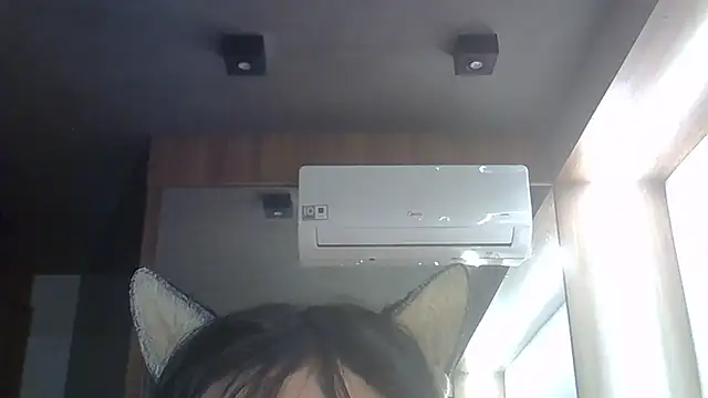 Chat +18 de SkinnyKitten ao vivo