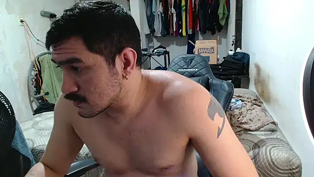 Leonino231 – Naživo XXX chat