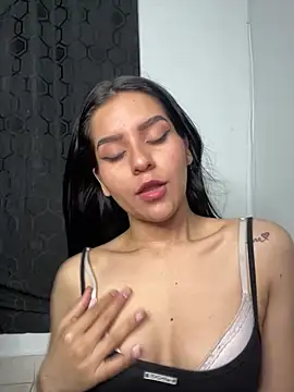 Živý XXX chat Trixie_pop