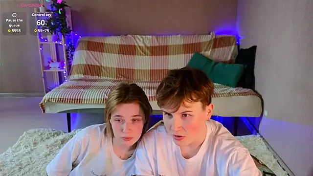 Živý XXX chat two_gerls_here