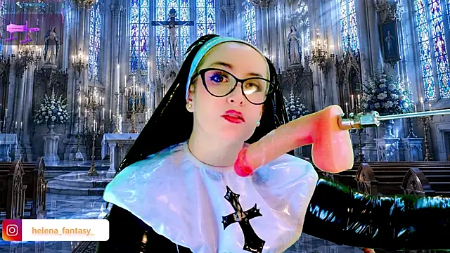 Chat +18 de helenas_fantasy ao vivo
