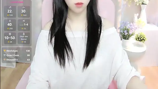 XXX chat uživo modela shynana