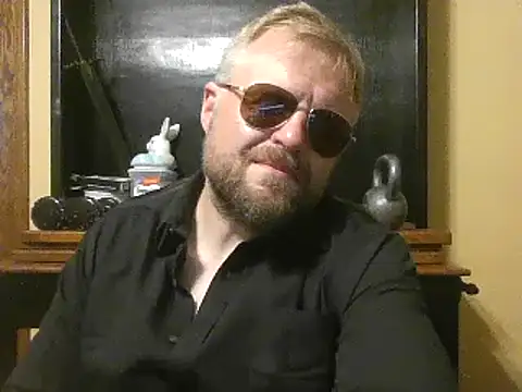 TheOneDonShaun Live XXX-chat