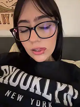 Chat XXX ao vivo de HinaSweet