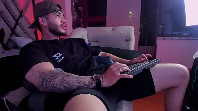 Vincentblack Live XXX Chat
