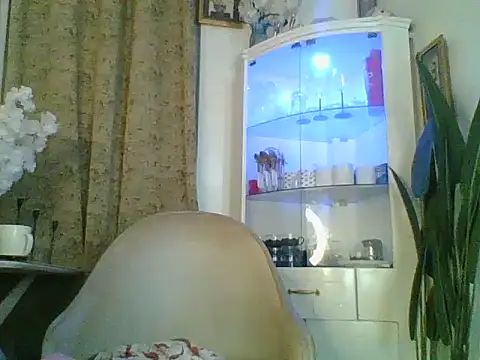 XXX chat uživo modela sweettits202