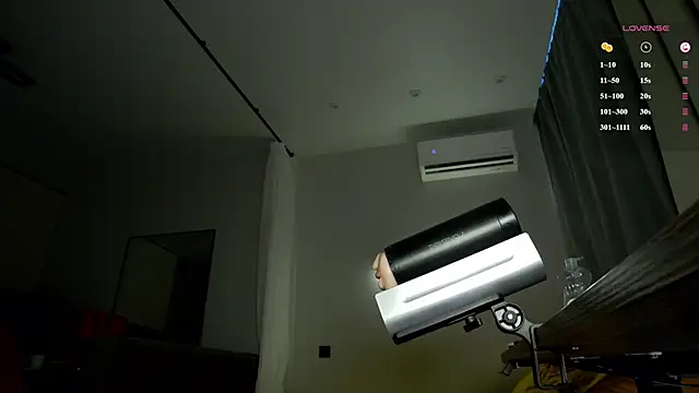 Chat XXX en directo de Tommy_cat