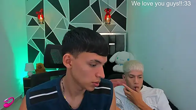 Juan_Nd_Steven 现场XXX聊天