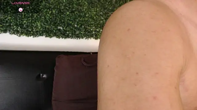 XXX chat uživo modela sam_ford_2