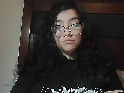 Chat XXX ao vivo de creepyh0e_