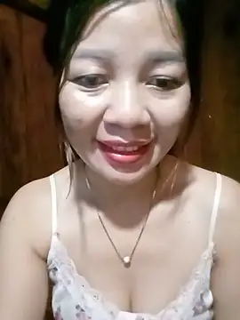 Yiyi102300's Live XXX Chat