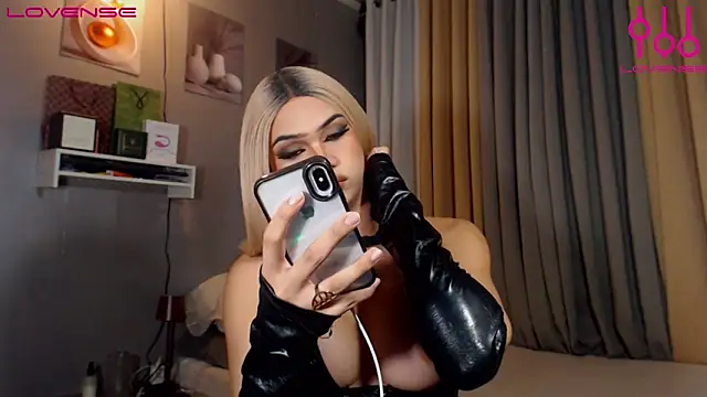 Lexi_ThunderFuck Adlı Modelin Canlı XXX Sohbeti